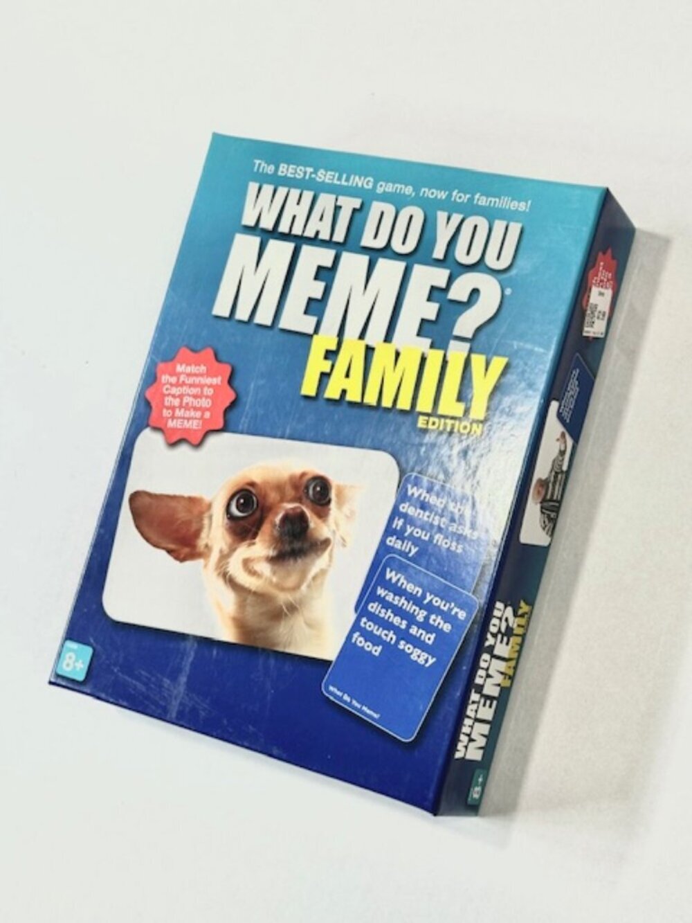 WHAT DO YOU MEME? FAMILY EDITION Complete Game 365 Cards & Easel Ages 8+ 2020